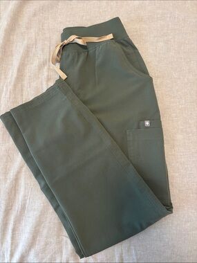 Figs Olive Green Scrub Pants